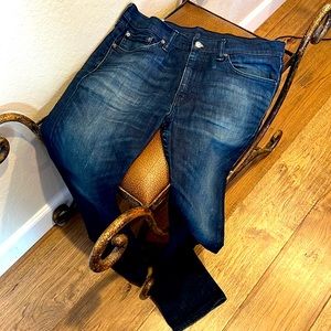 Like New Original Vintage Classic Levi 511 Stretch Pre-Washed Blue Jeans 👖!